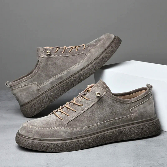 DVTL | Stuart Suede Sneakers